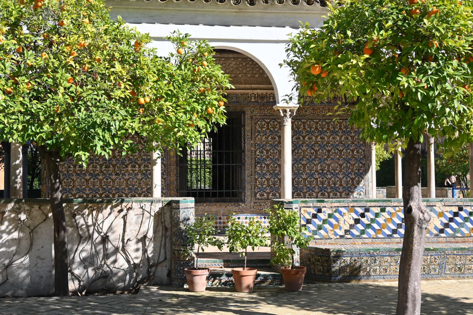 Sevilla – Keramik und Orangen